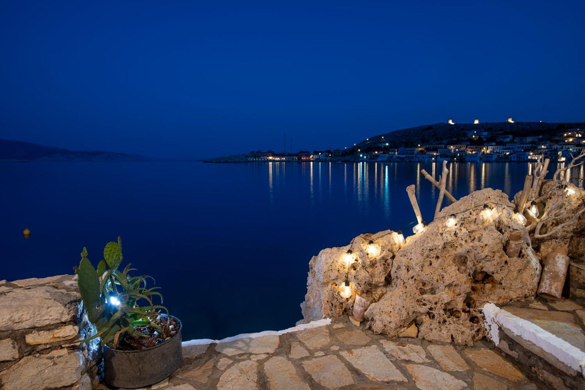Villa Electra Chalki Town 外观 照片